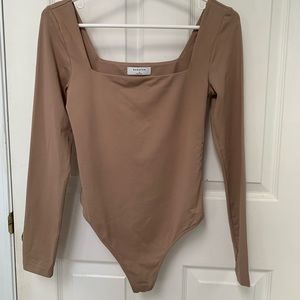 Aritzia Contour bodysuit size M